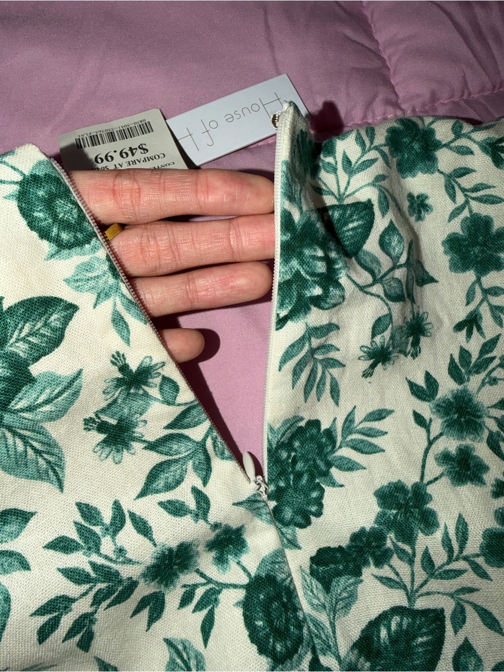 (NEW) House of Harlow 1960 - Cream Dress with Green Floral Print. - Picture 9 of 13